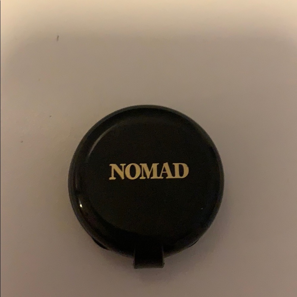 Nomad Purple Pigmented Eyeshadow